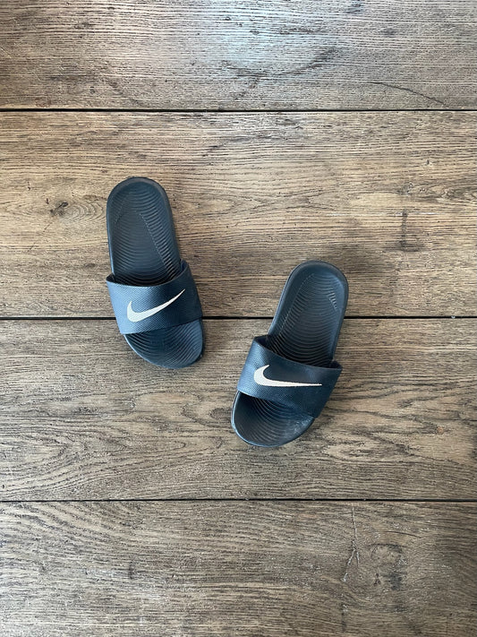 Nike Black Slides