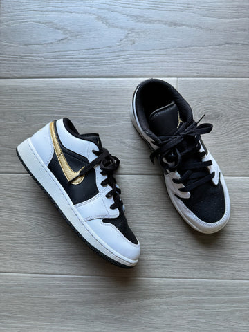 Nike Jordan White Gold Check Shoes