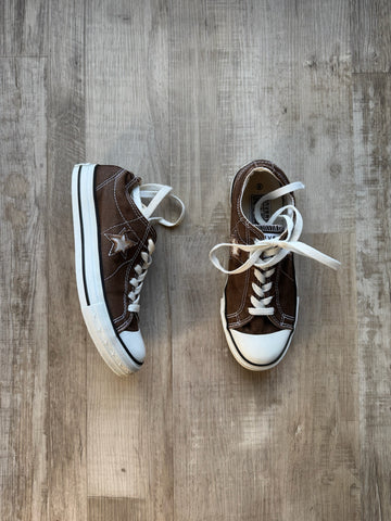 Converse Brown