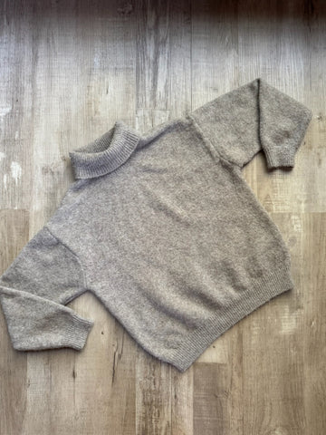 Zara Grey Sweater NEW