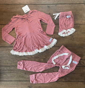 Love & Grow Lounge Set