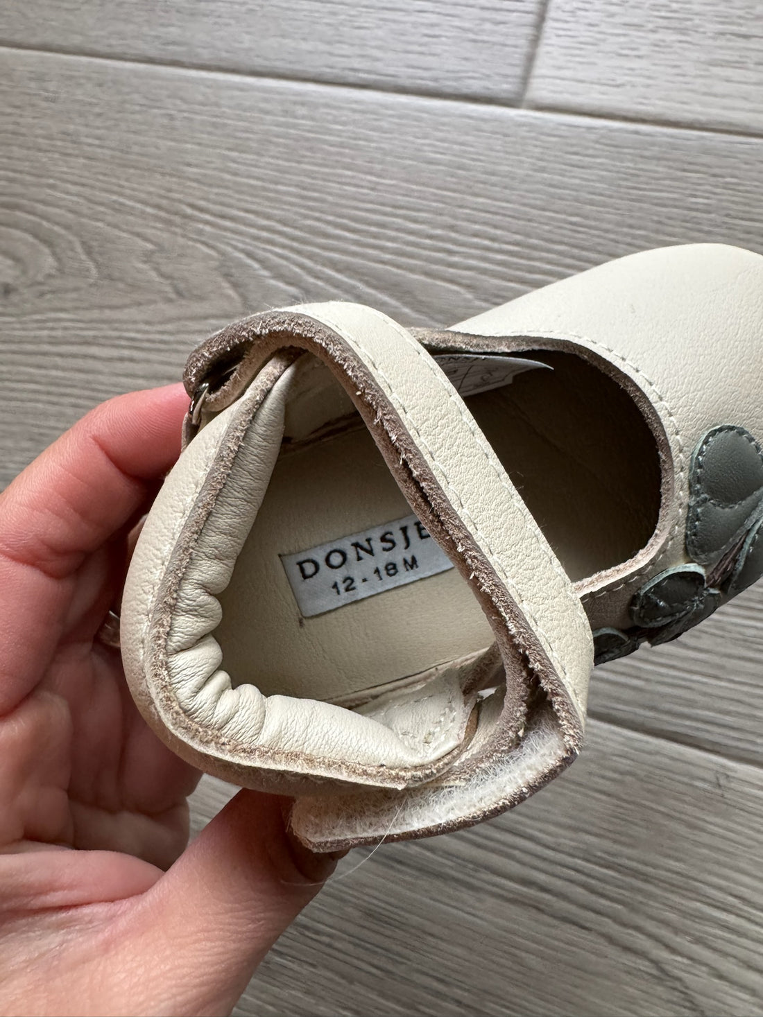 Donsje Cream Flats