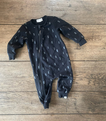 Miles the Label Black Sleeper