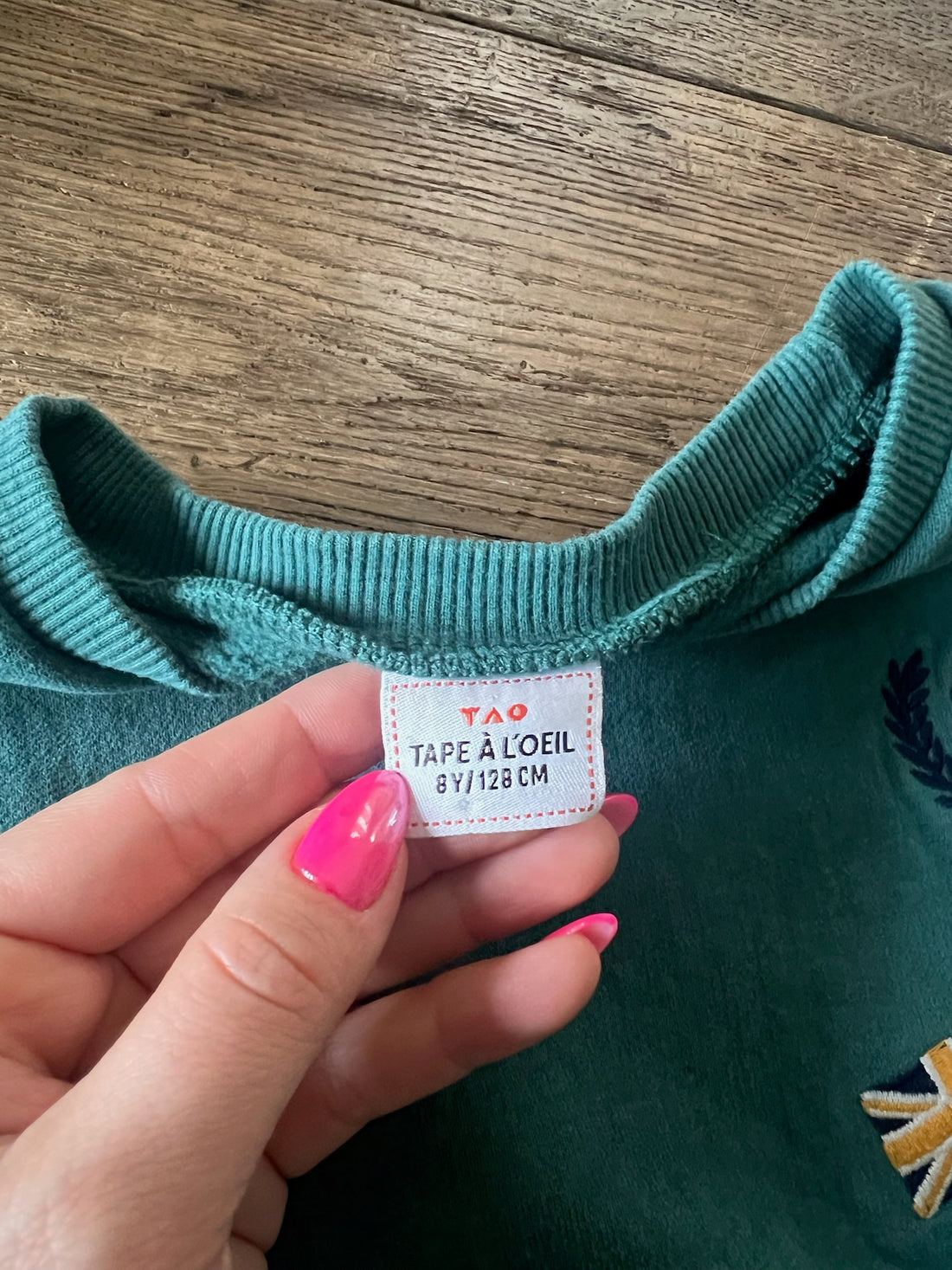 TAO Green Pullover