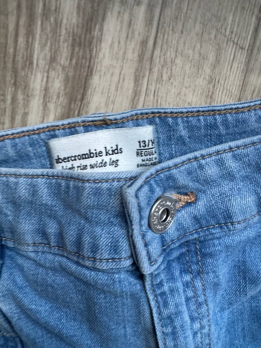 Abercrombie & Fitch Wide Leg Jeans