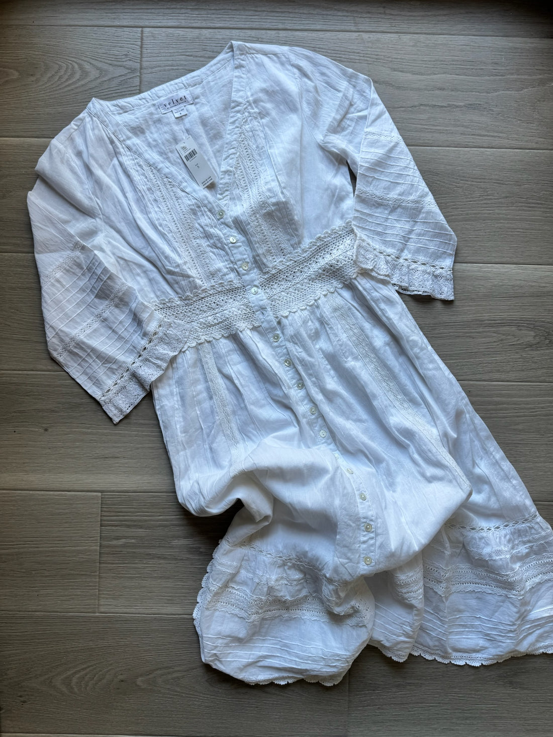 Velvet White Eyelet Dress - NEW