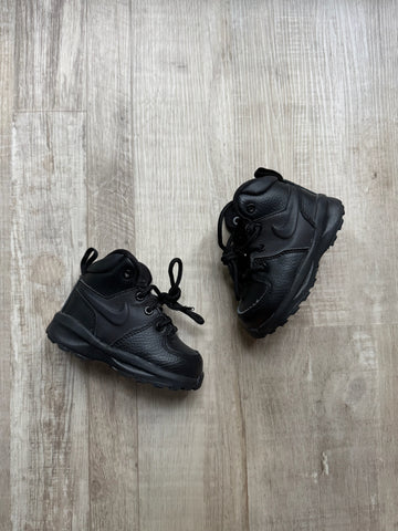 Nike Black Shoes