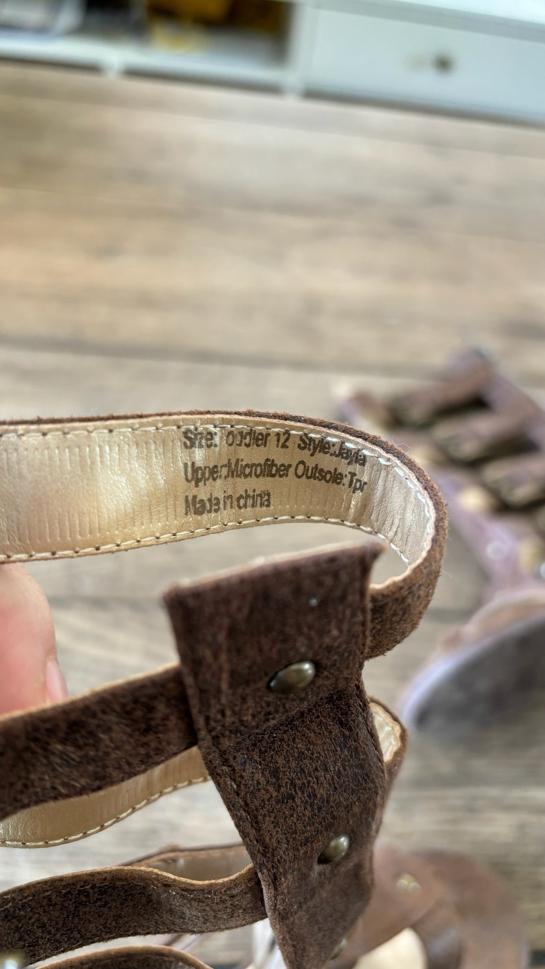 Joyfolie Brown Gladiators