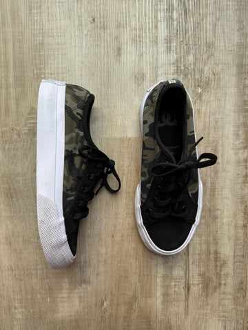 DC Camo Shoes