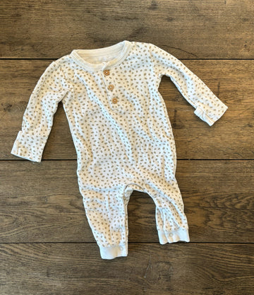Make Make White/Cream Sleeper