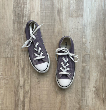 Converse Purple