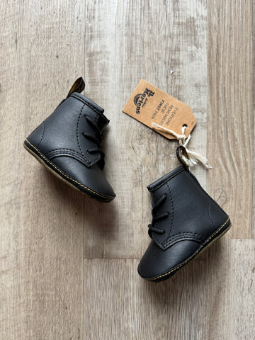 Dr Marten Boots (NEW)
