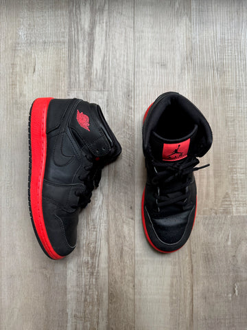 Nike Black w/ Red Jordans