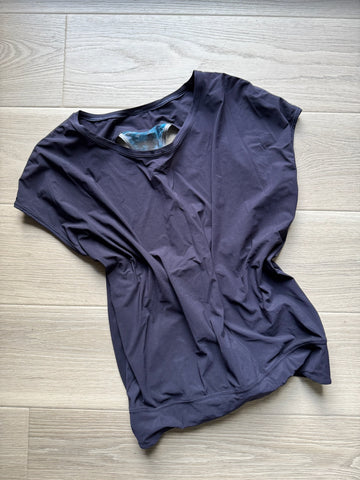 Lulu Black Top