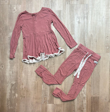 Love & Grow Lounge Set