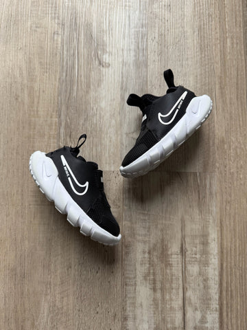 Nike Black Sneakers