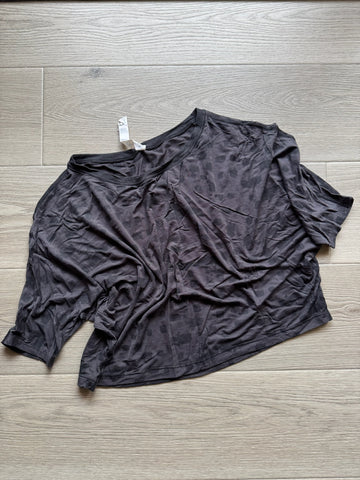 Lulu Black Flowy Top