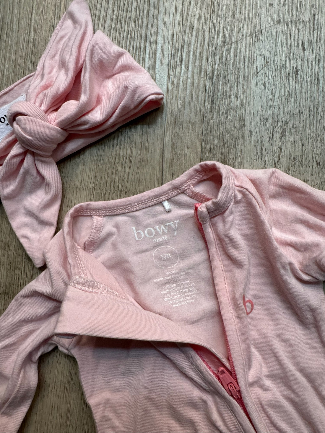 Bowy Pink Sleeper & Bow