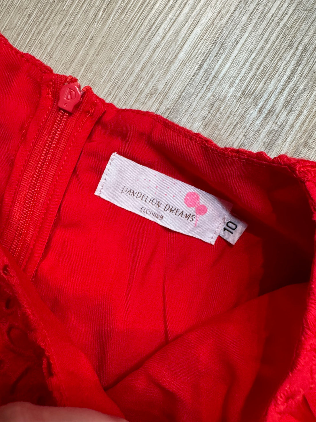 Dandelion Dream Red Top Set