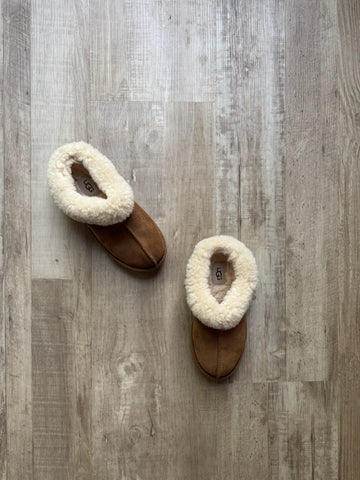 UGGS Slippers