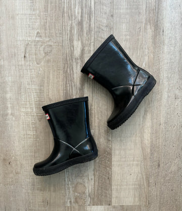 Hunters Black
