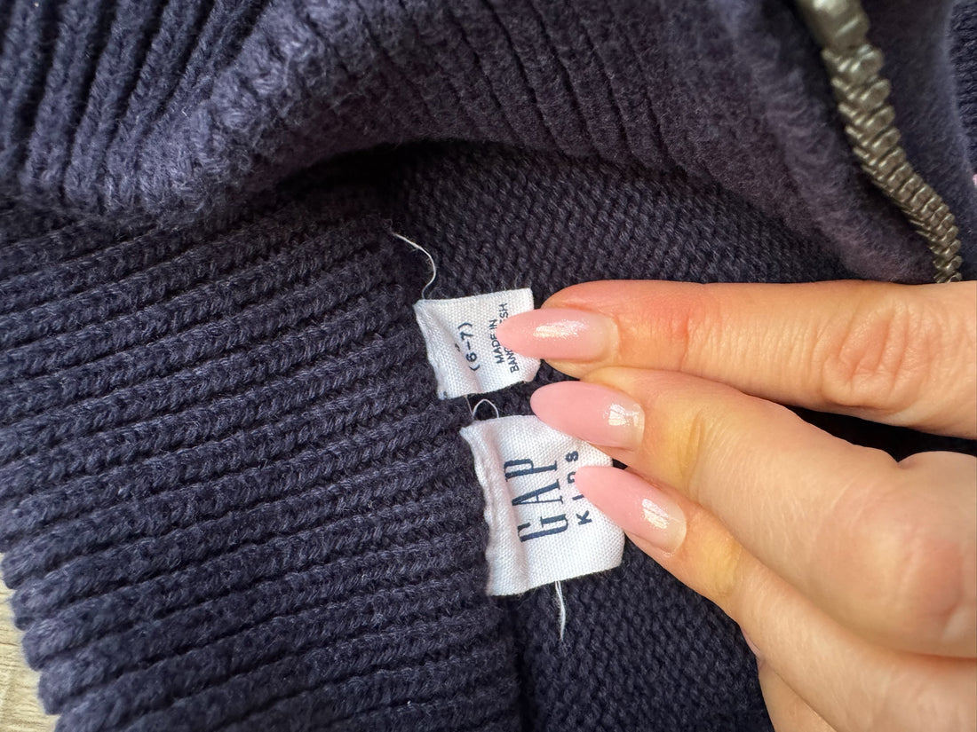 Gap Navy/Cream Sweater