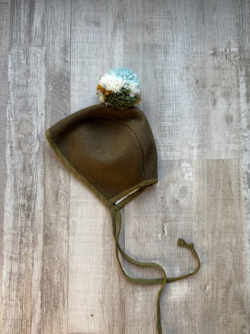 Briar Olive Wool Bonnet