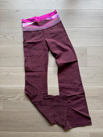 Lulu Plum Flared Leggings