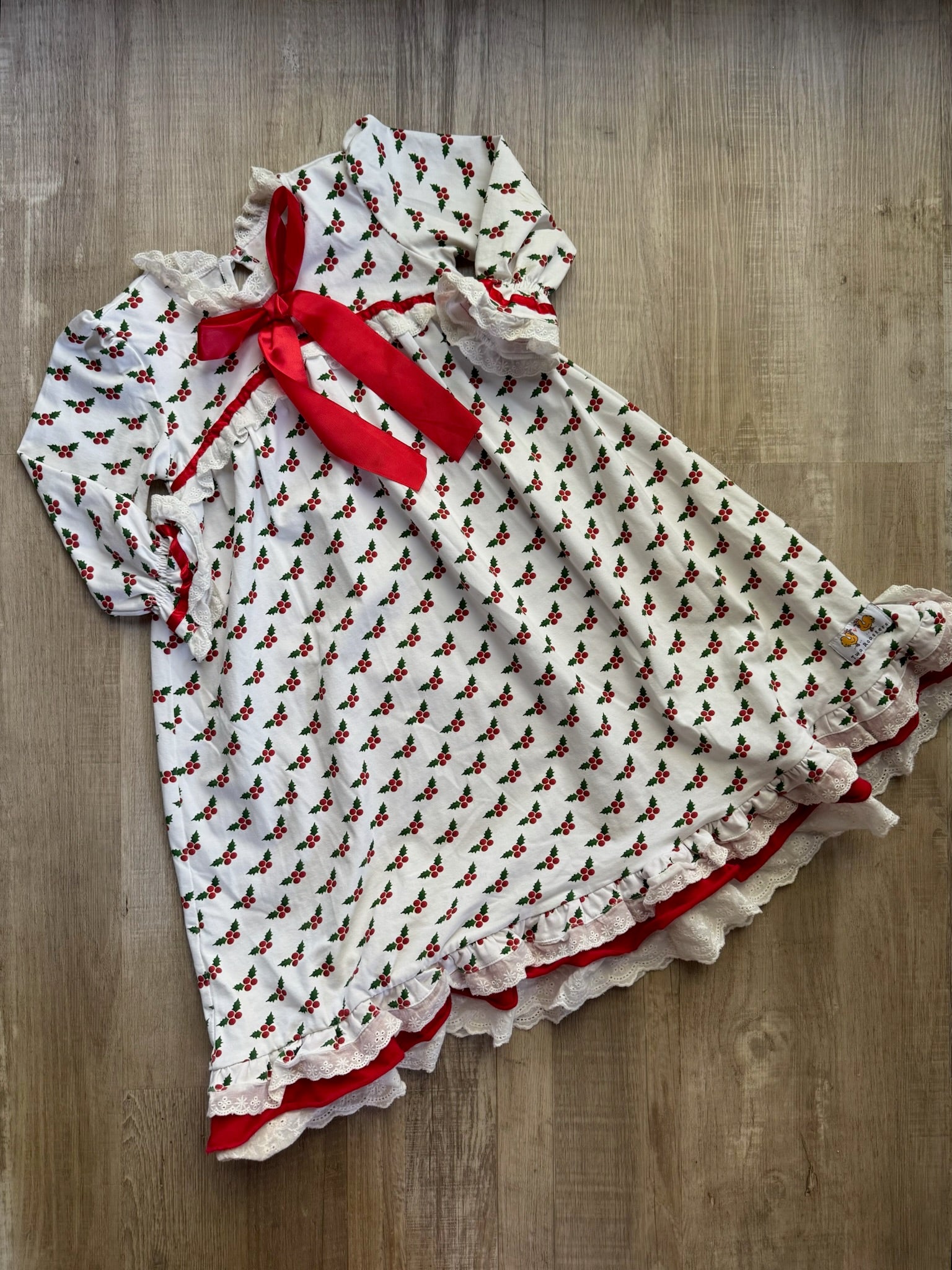 Two Roosters Holly Nightgown