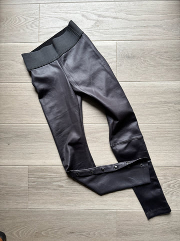 Koral Black Leggings