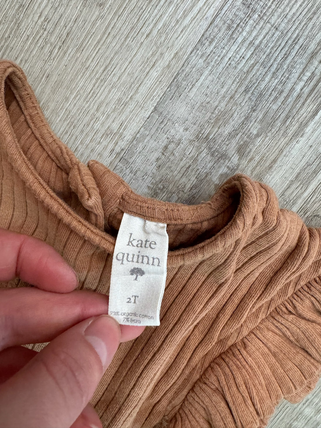 Kate Quinn Brown Ribbed Top