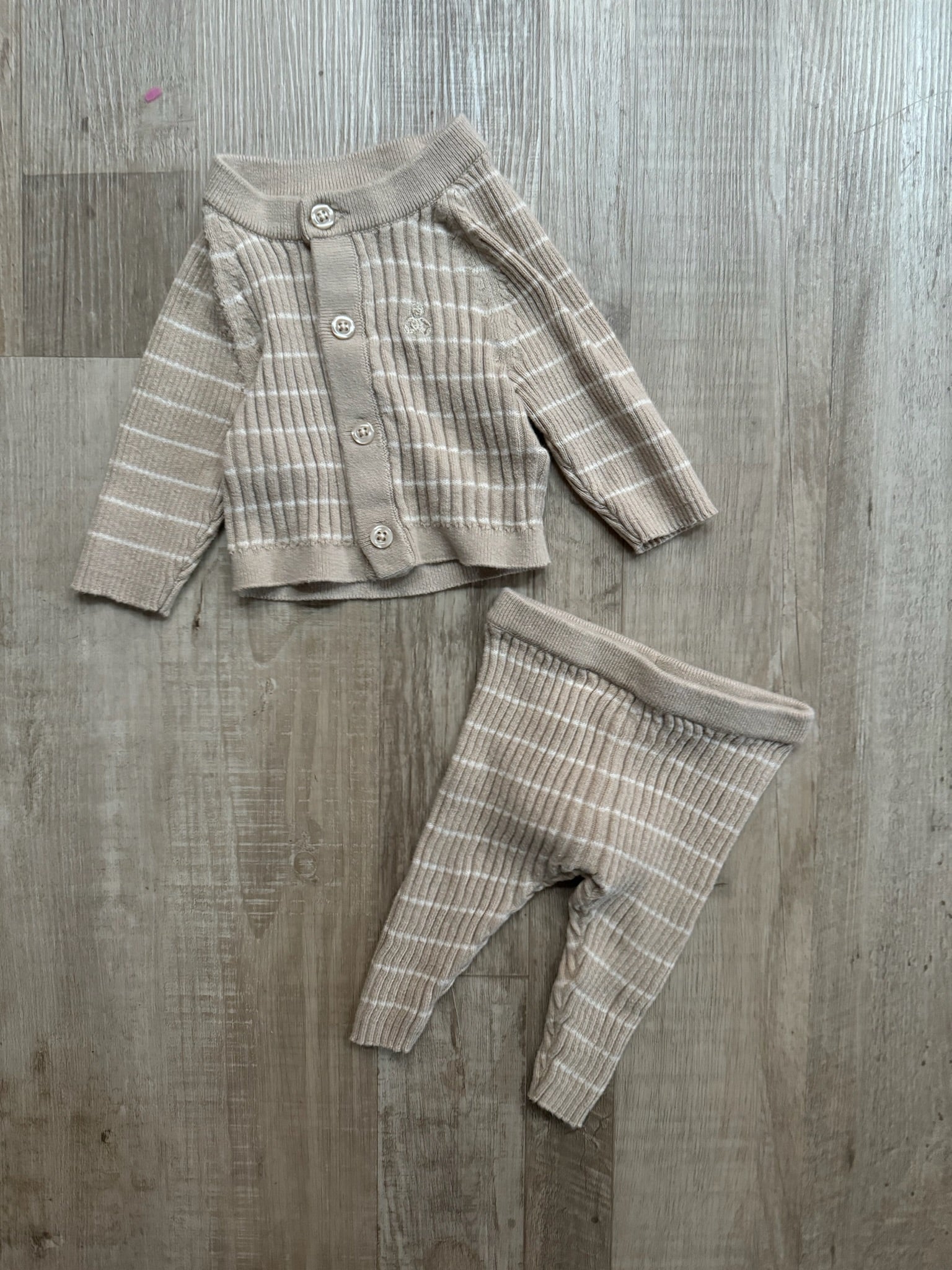 Gap Tan Knit Set