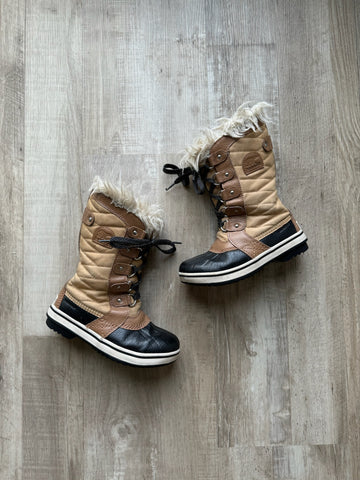 Sorel Tan/Brown Boots