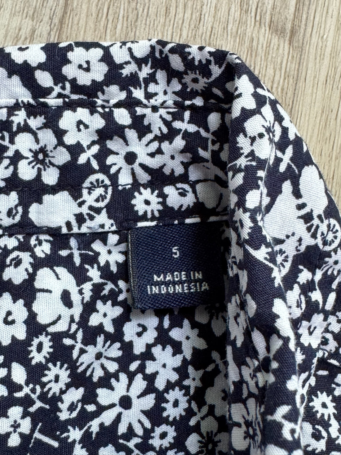 Boutique Floral E.T Button Down
