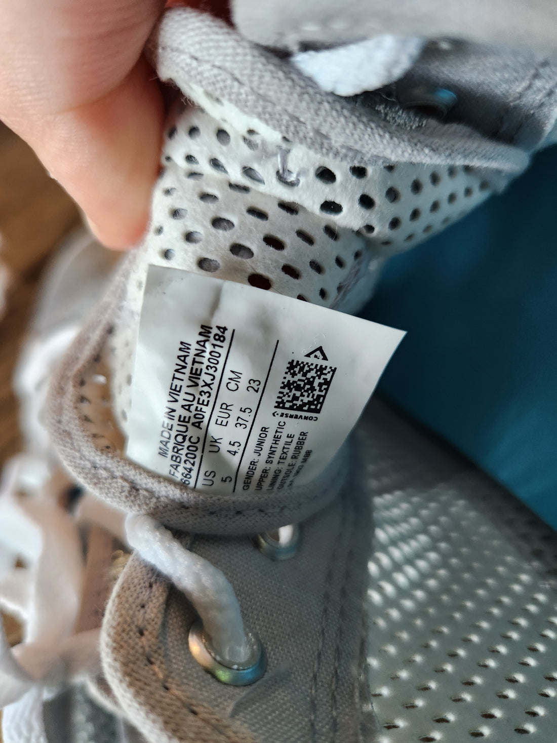 Converse Silver Mesh