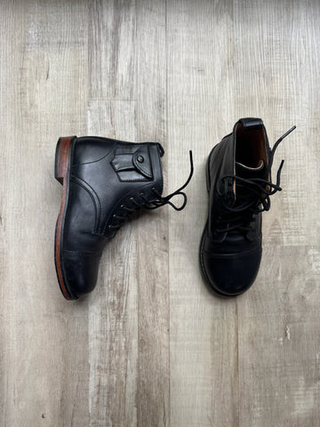 Mikoelon Black Boots