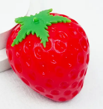 STRAWBERRY SQUISHY (MEDIUM)