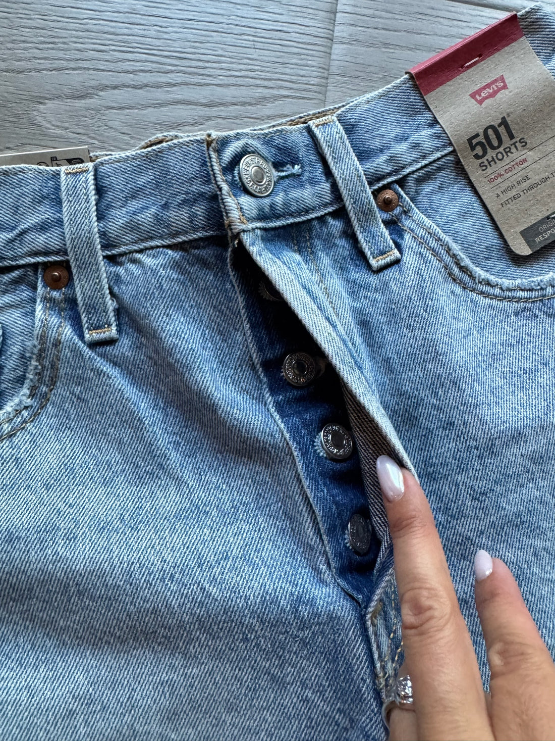 Levi 501 Jean Shorts - NEW