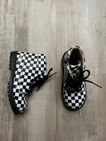 Akid Checkered Boots