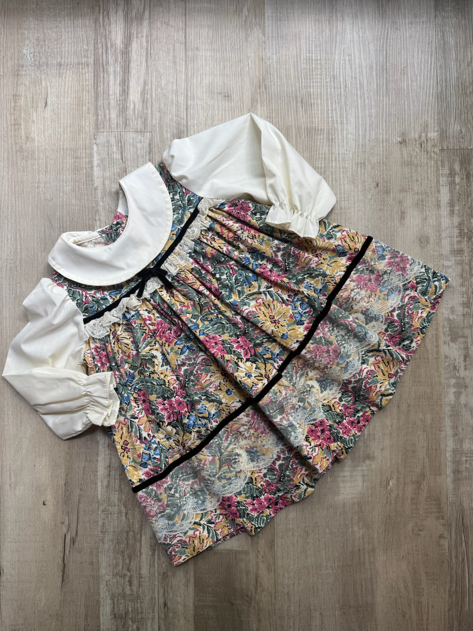 Polly Flinders Vintage Floral Dress