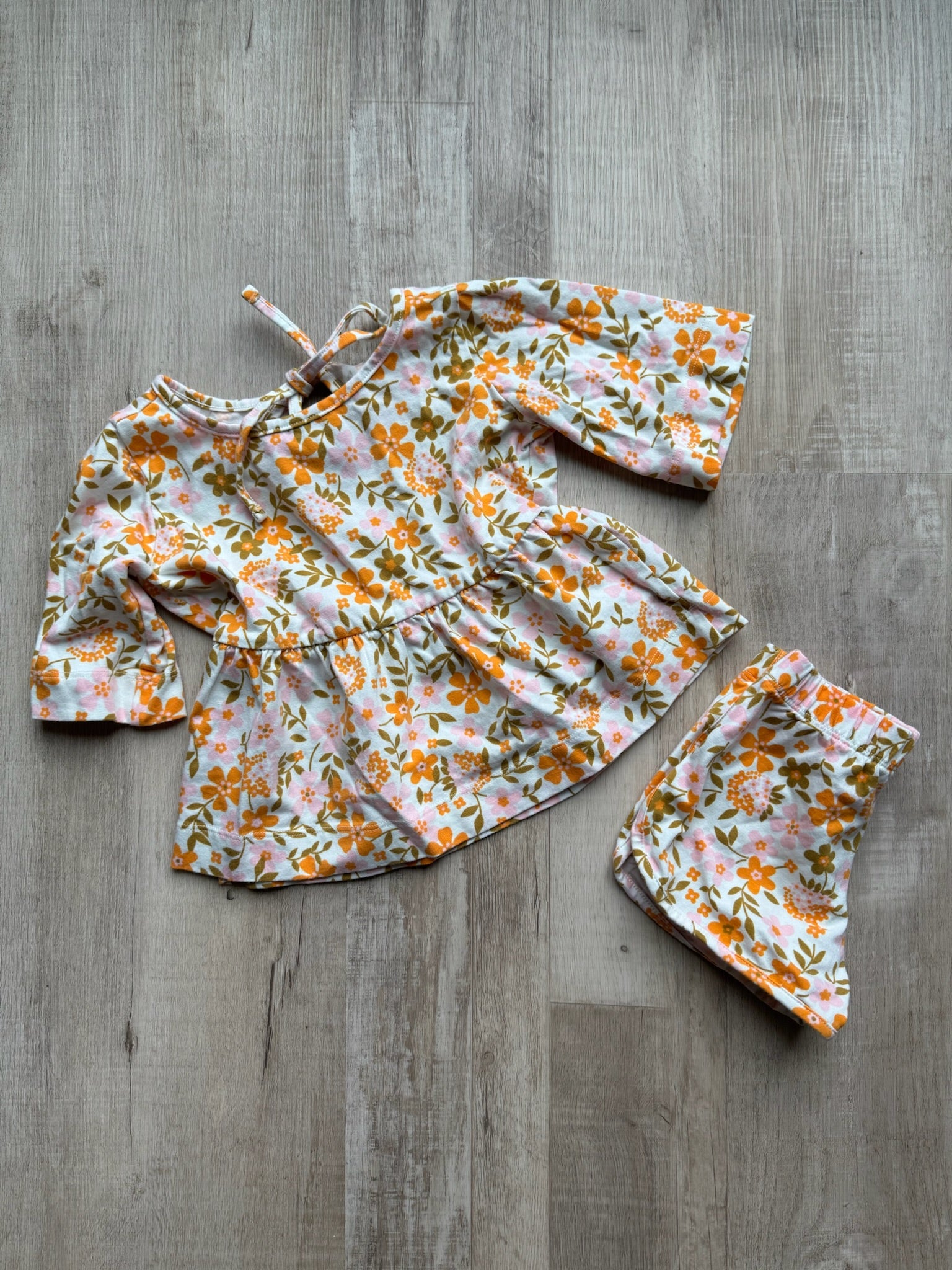 Alice & Ames Floral Set