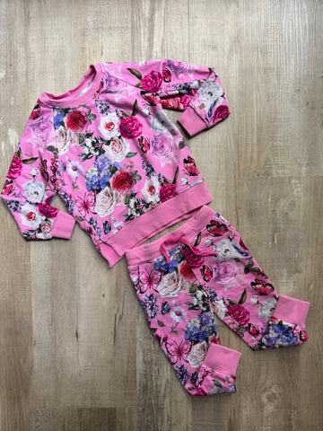 Bums & Roses Floral Set
