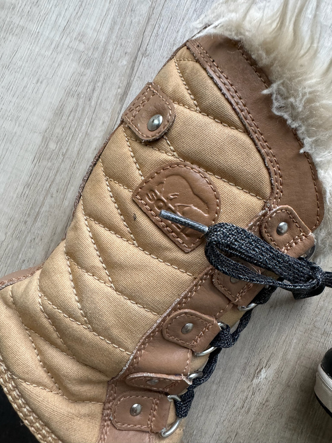 Sorel Tan/Brown Boots