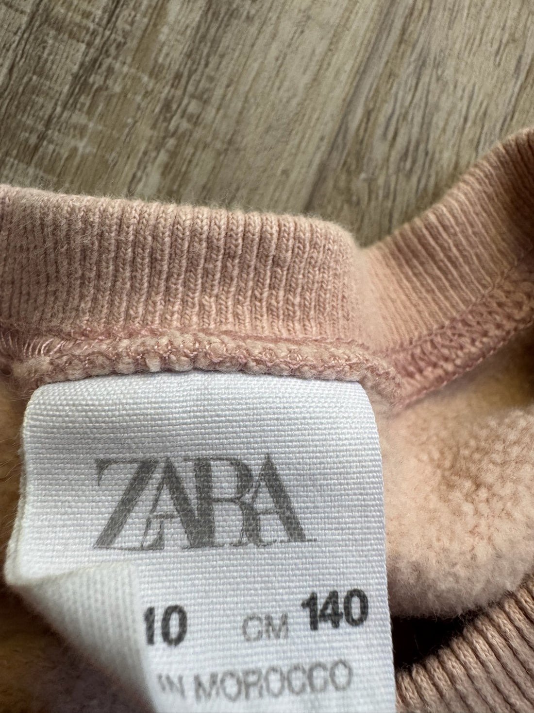 Zara Paris Pullover