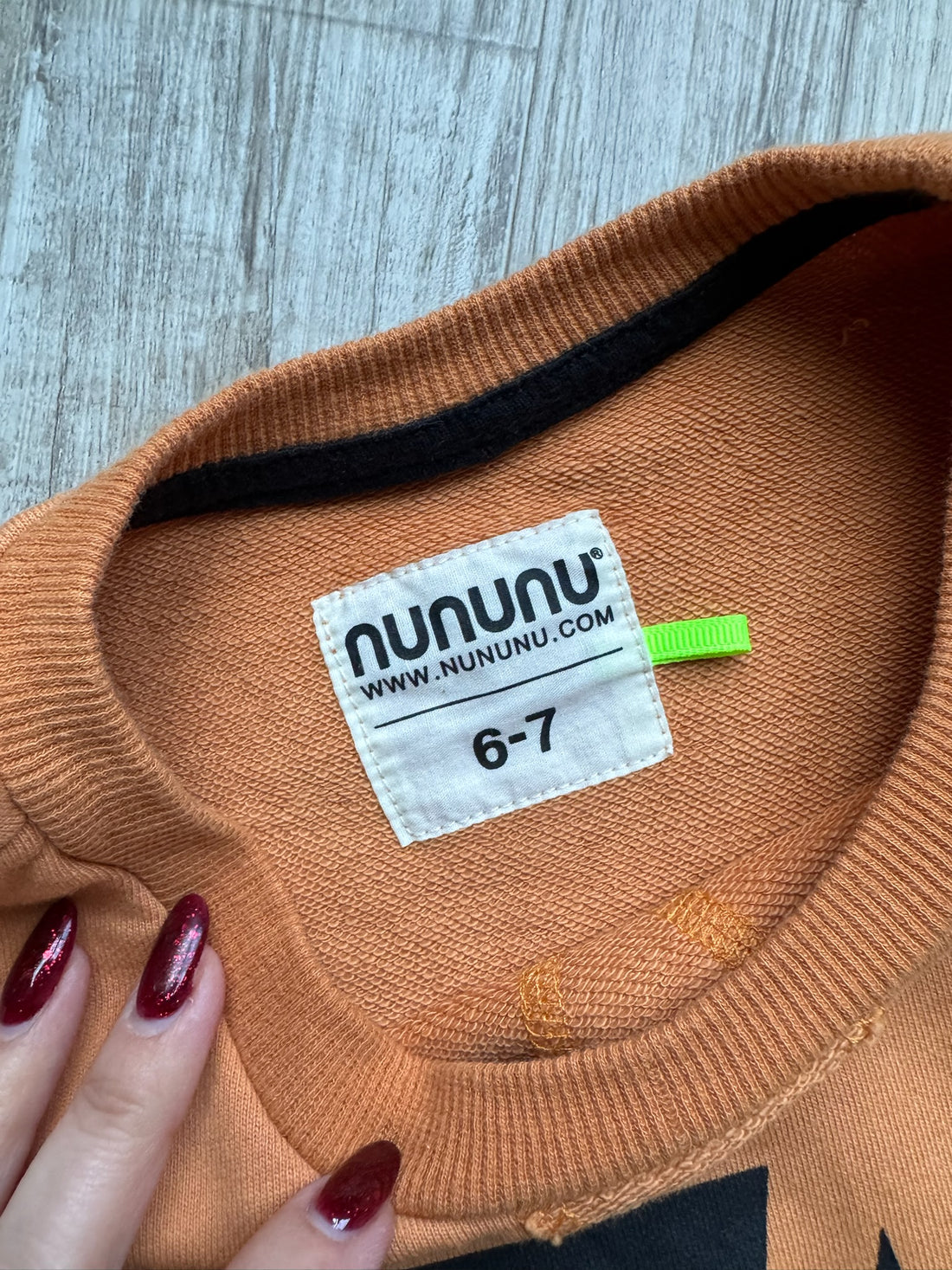 Nununu Orange Pullover