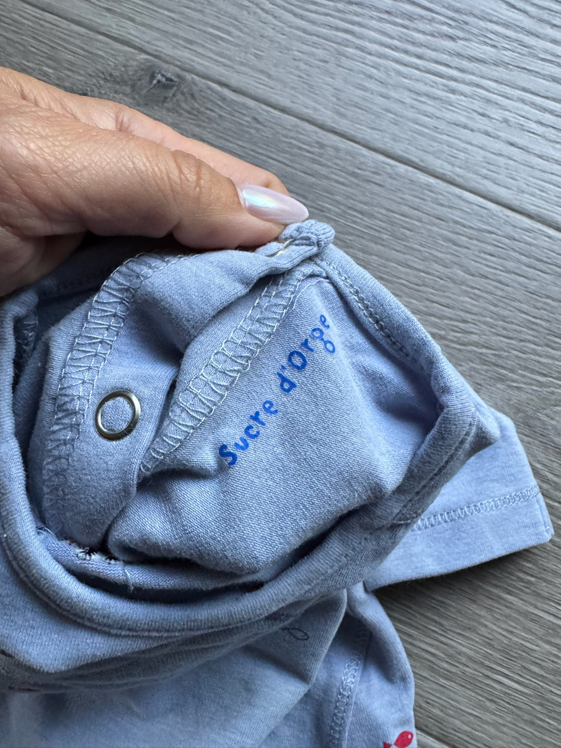 Sucre D’Orge “Happy” Outfit