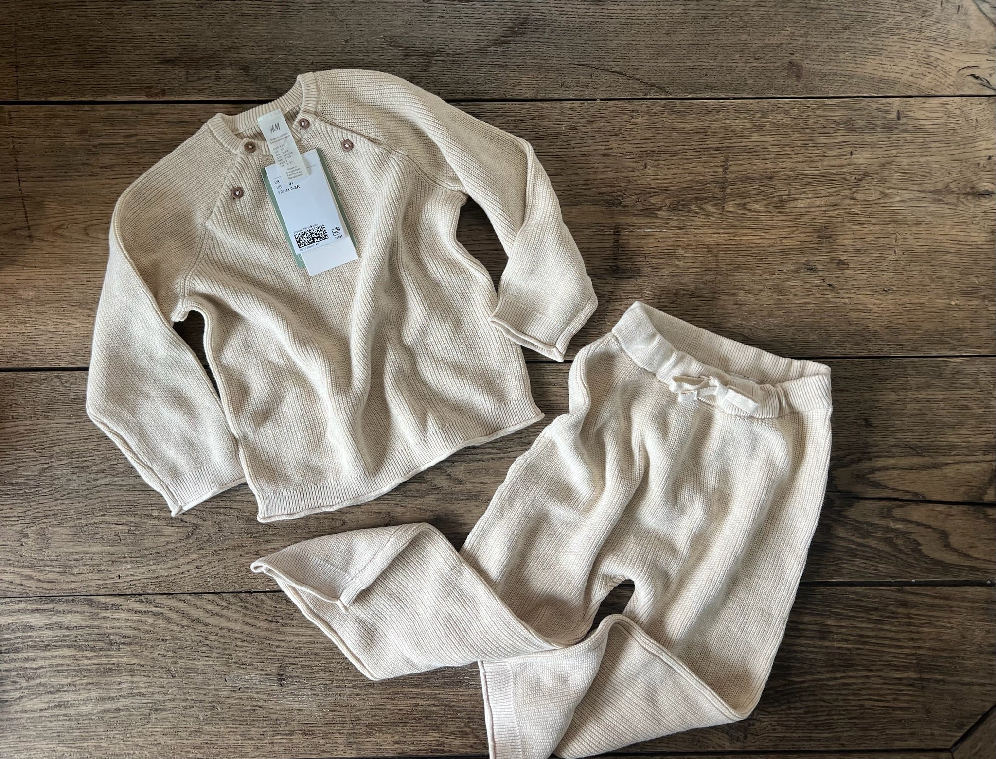 H&M Cream Sweater Set - NEW