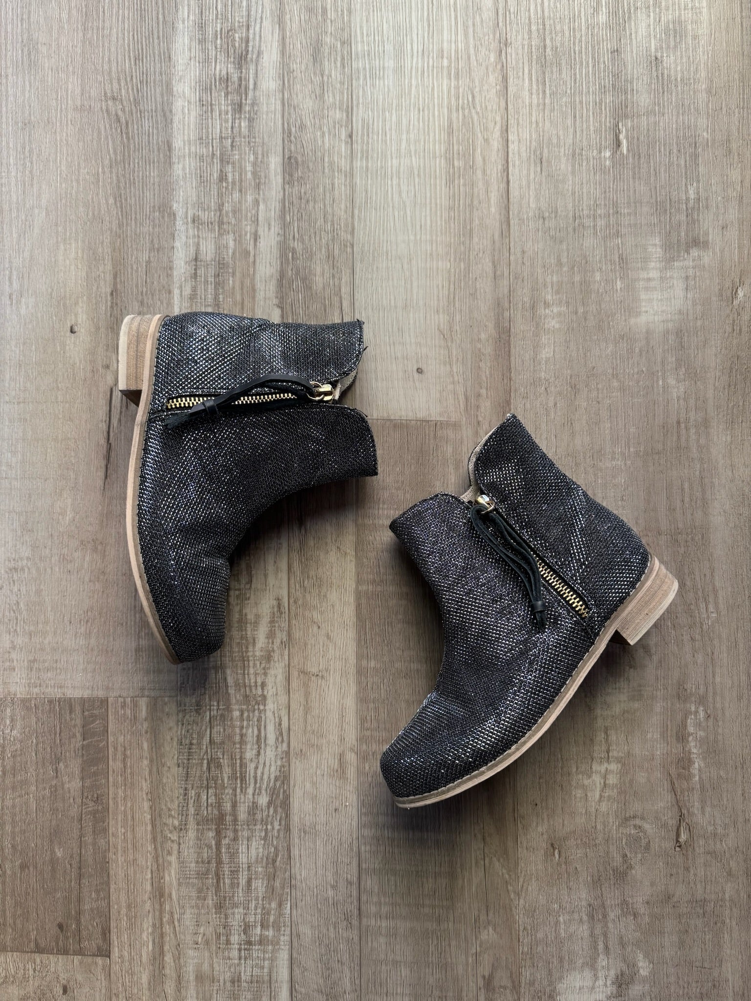 Joyfolie Black Booties