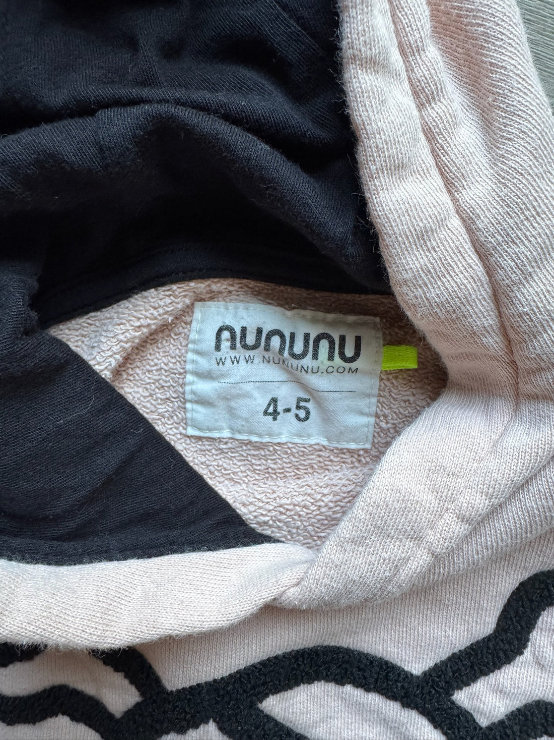 Nununu Hoodie