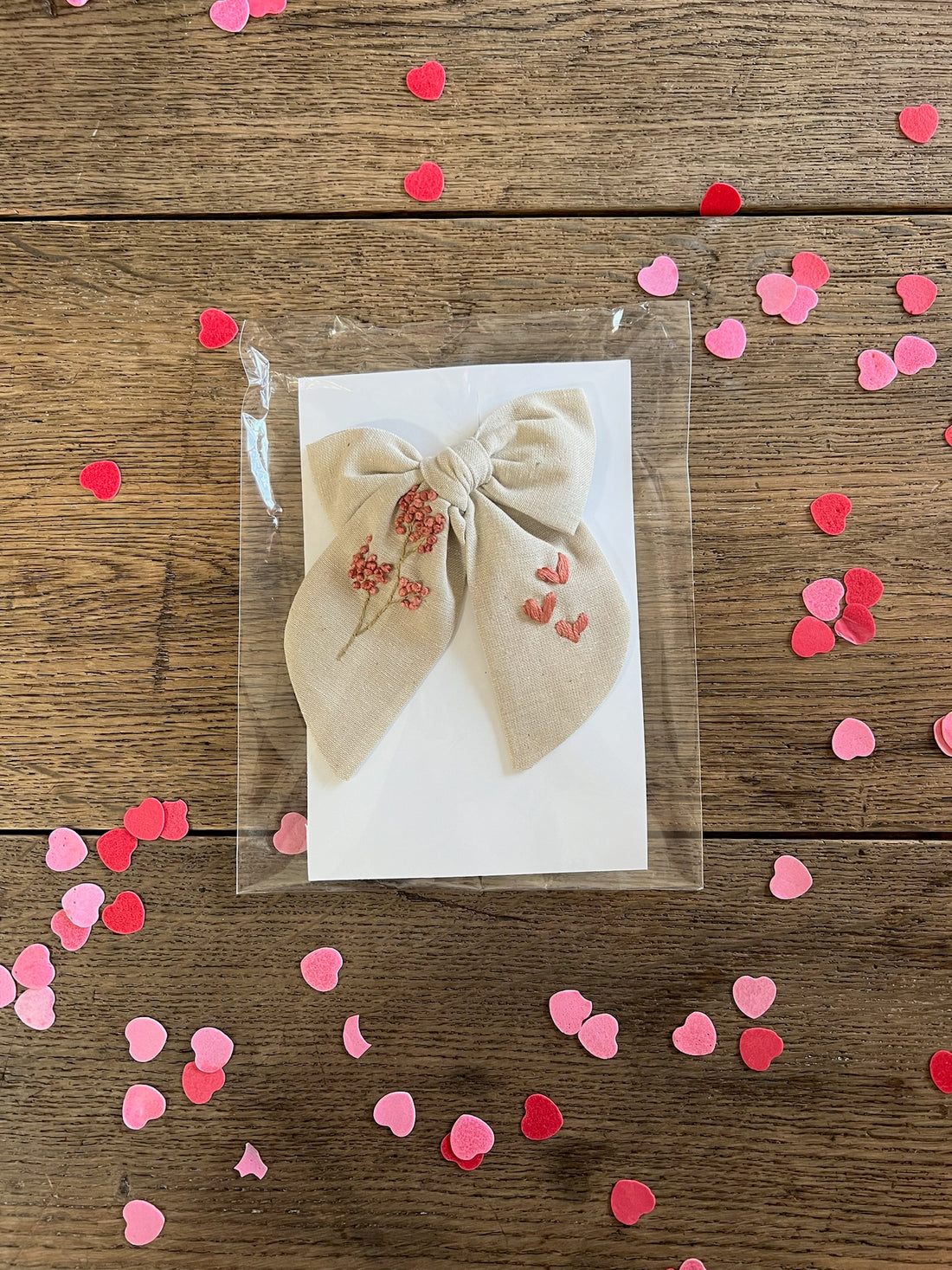 Carolina’s Hand Made/Embroidered Linen Bows